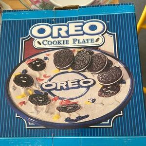 “Vintage” Oreo Plate